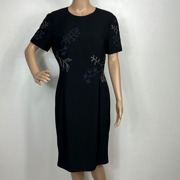 Maggy London Black Embroidered Short Sleeve Sheath Dress Size 8 - Picture 1 of 8